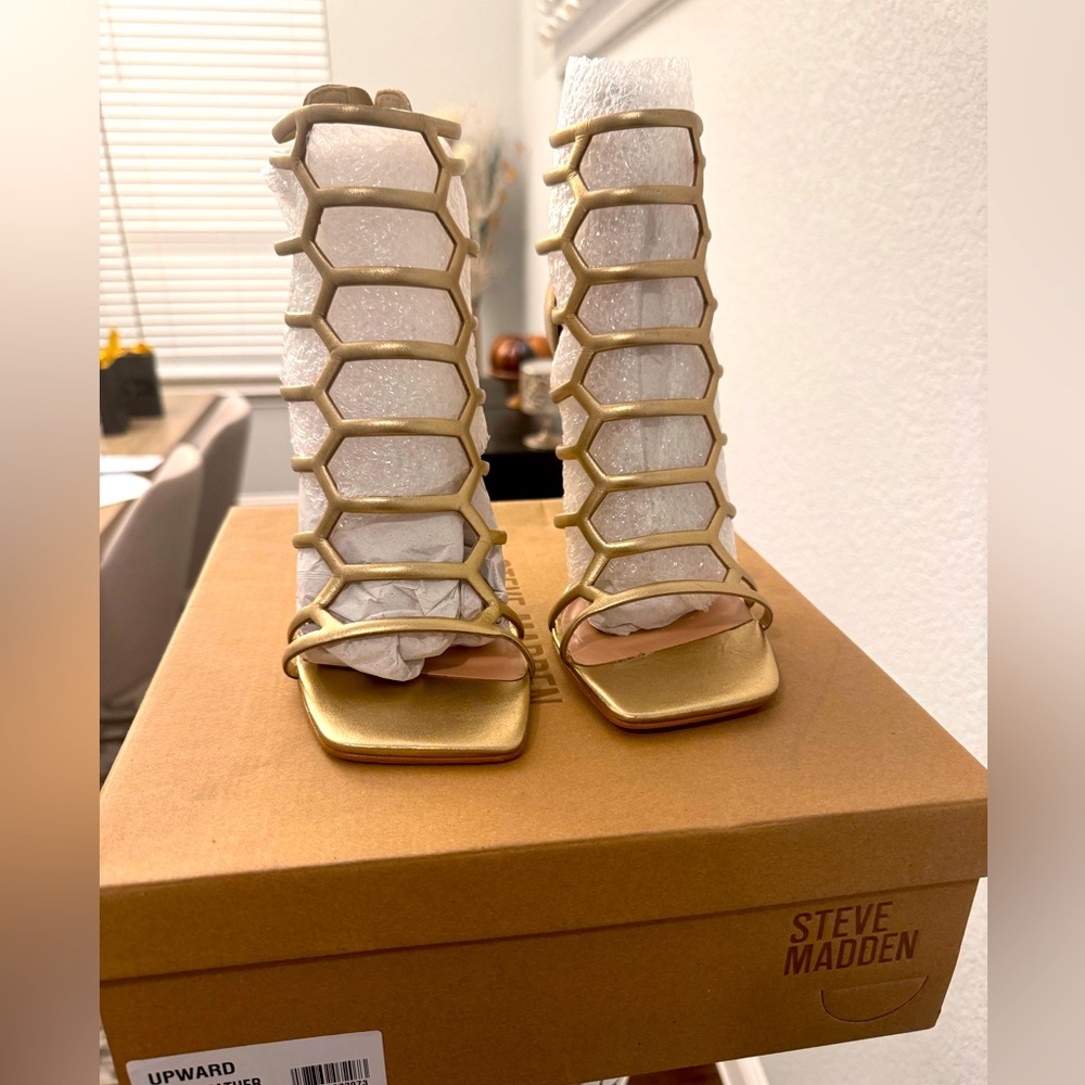 COPY - Steve Madden upward Gold leather heels